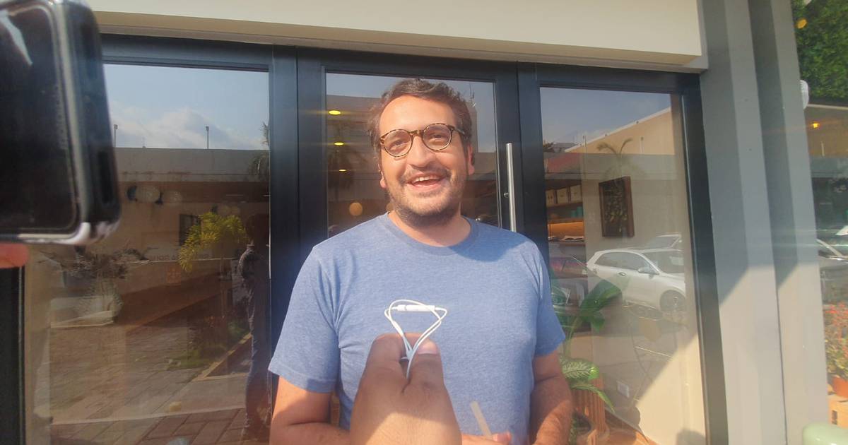 “No buscamos hacernos ricos”: Andrés Manuel López Beltrán, al inaugurar tienda de chocolates