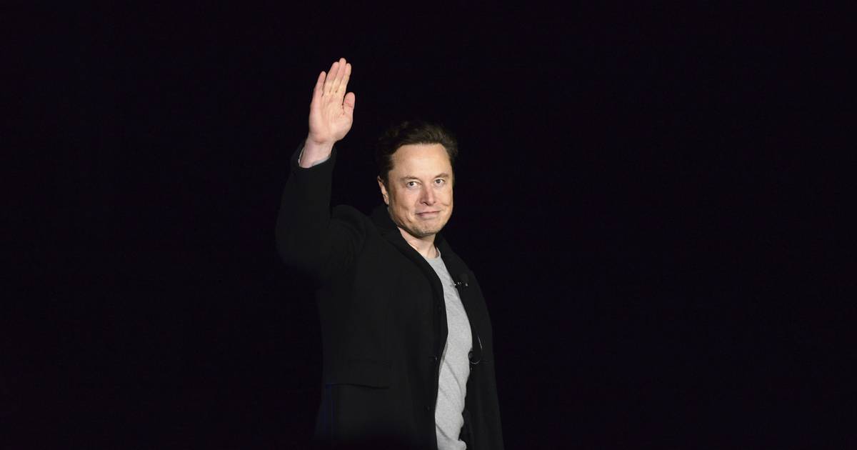 Accionistas de Tesla piden silenciar a Elon Musk en Twitter por afectar sus inversiones