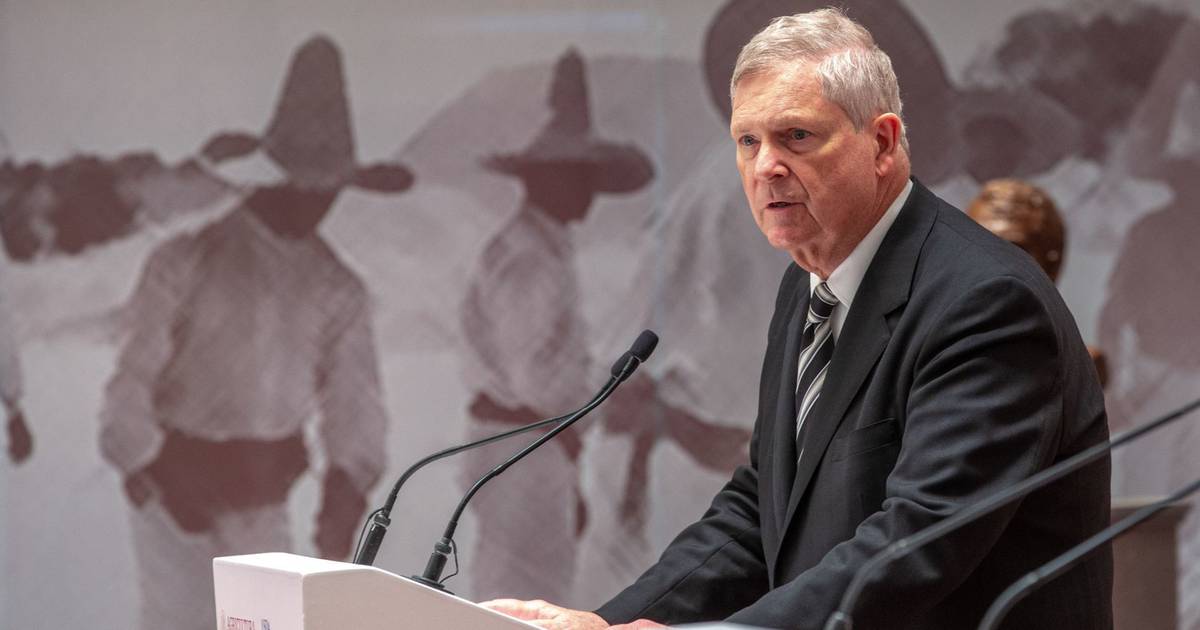 Secretario de Agricultura de EU da positivo a COVID tras reunión con AMLO