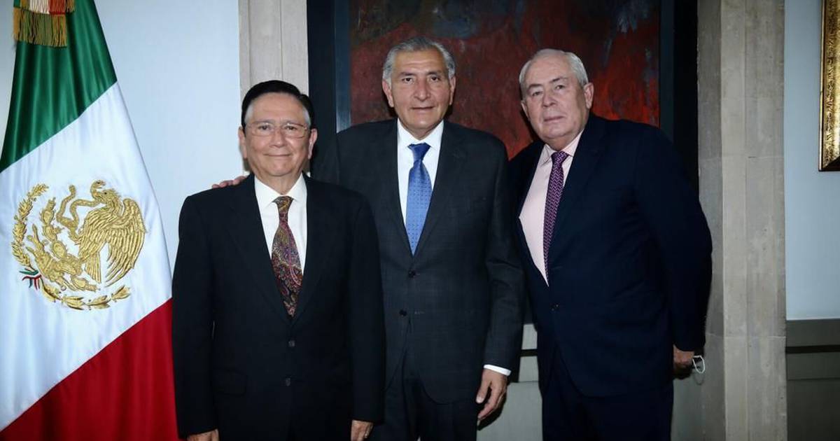 AMLO mueve sus piezas: ordena cambios en gabinete de alimentación