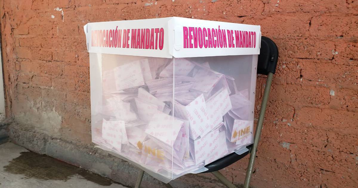 Consulta de revocación no será vinculatoria: Participación fue de entre 17 y 18.2%, según el INE