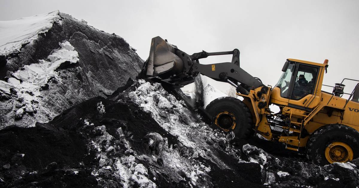 Japón se une a sanciones vs Rusia: Prohibirá las importaciones de carbón