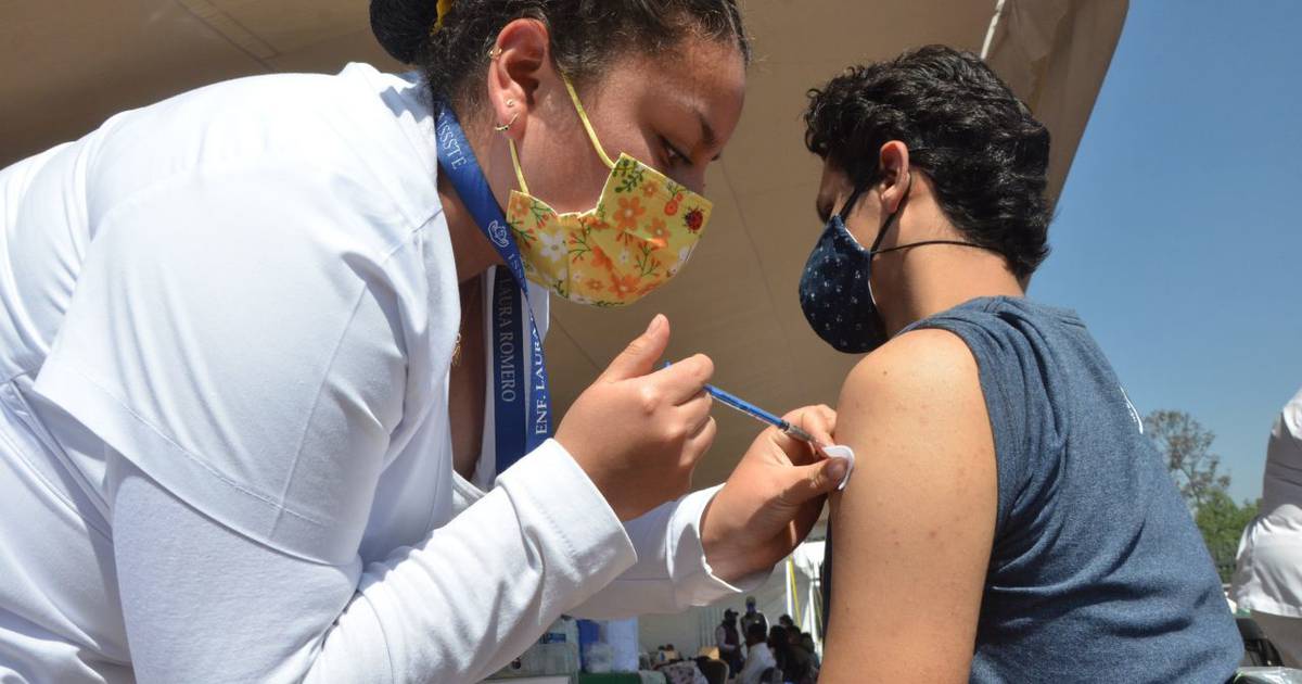 México aplica 130,456 nuevas dosis de vacunas COVID; van 193.5 millones