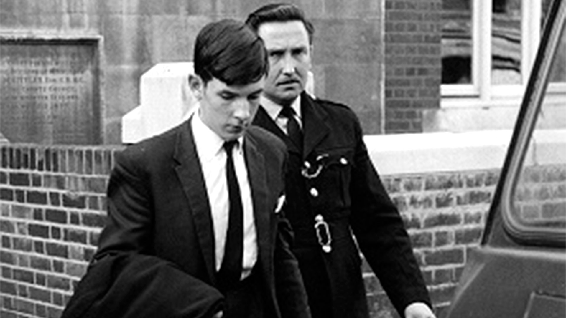 Tenía 13 años y una mente brillante: el genio de la química que se convirtió en “el envenenador de las tazas de té”