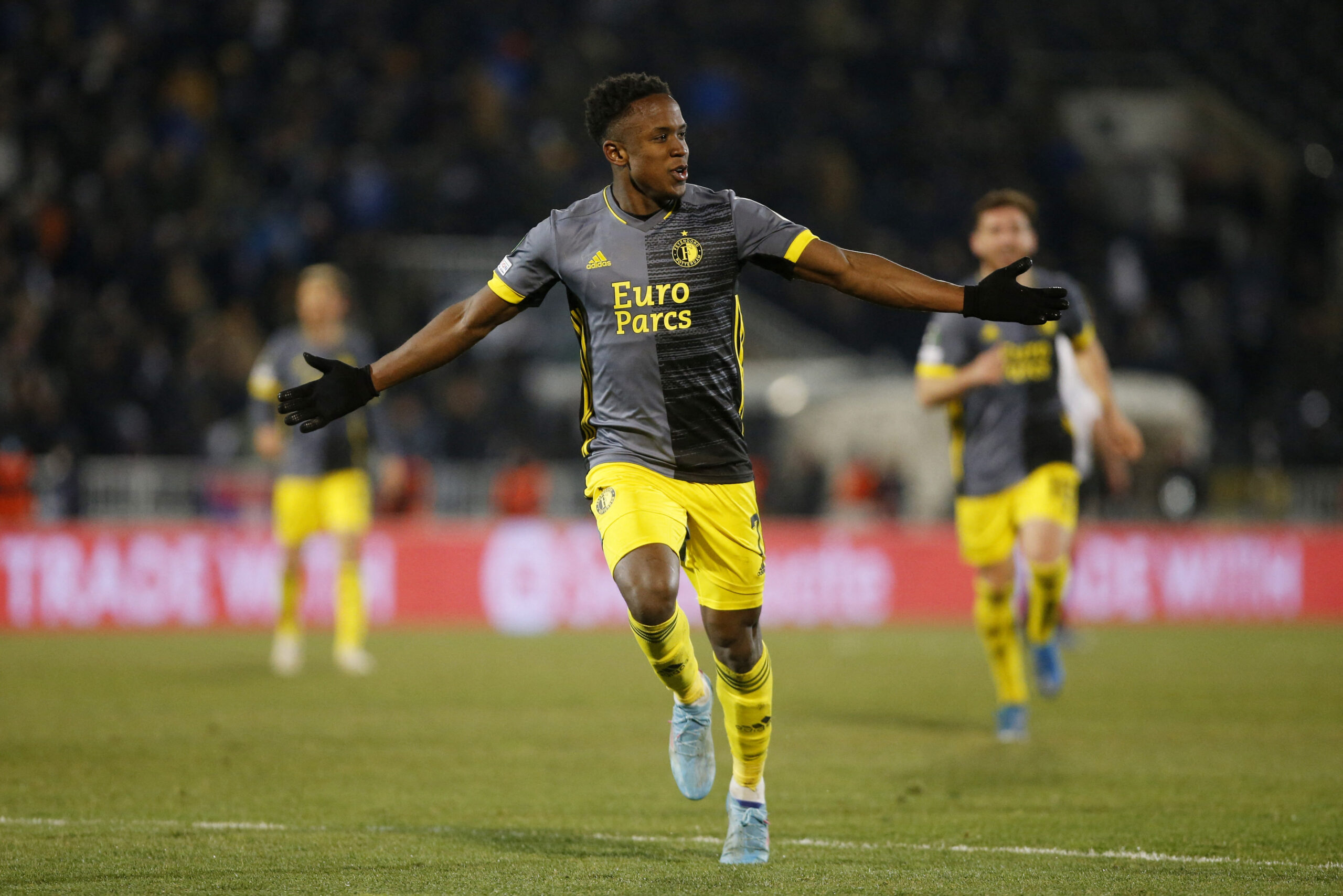 El club alemán que está dispuesto a pagar varios millones por Sinisterra