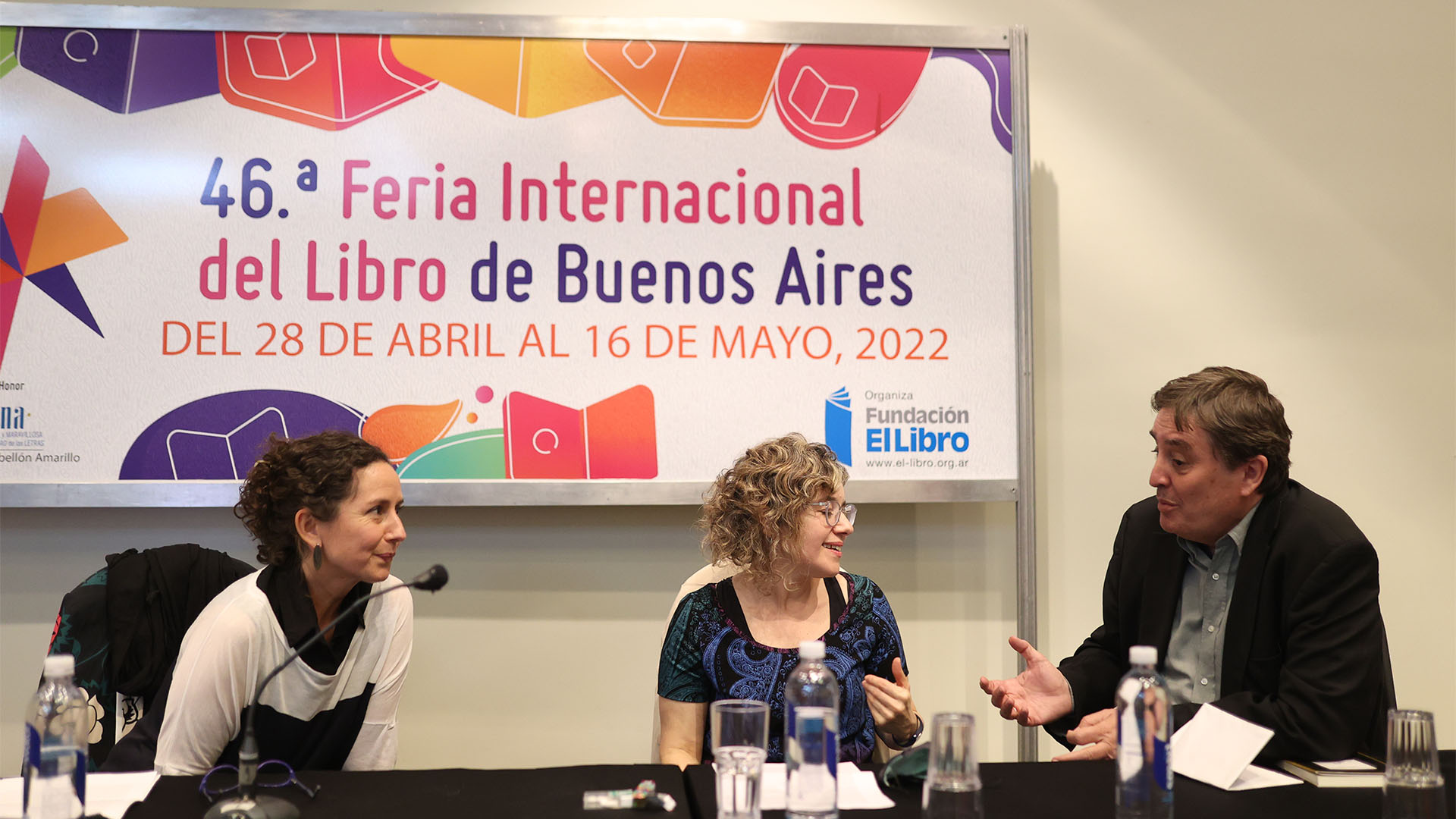 “Esos días finales son los más felices de mi vida”: el viudo de Almudena Grandes, en un emotivo homenaje a la autora española