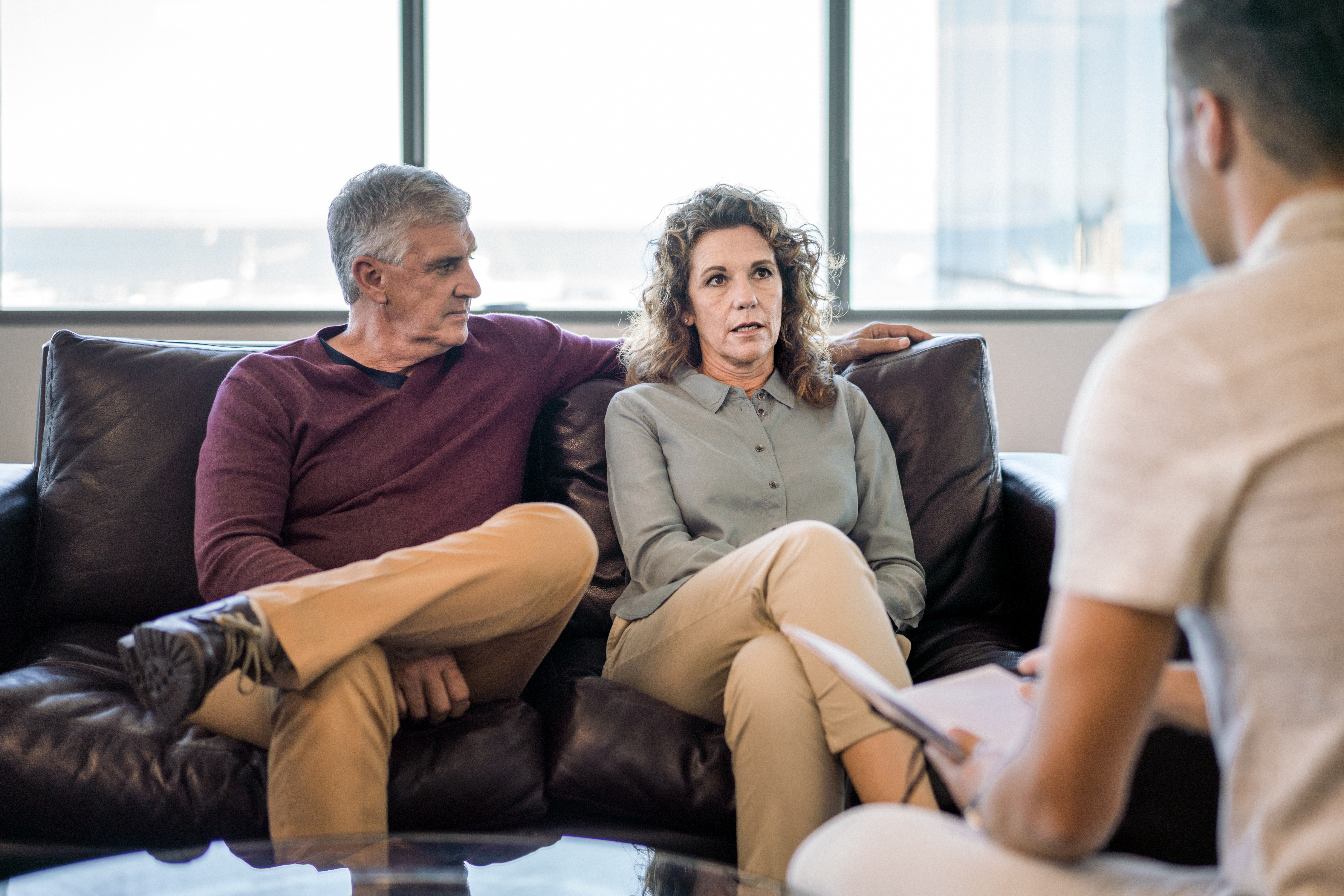 La pandemia agravó los problemas de salud mental en quienes los padecían previamente, pero además aquellos que no habían buscado tratamiento anteriormente mostraron signos de impacto psicológico (Getty)
