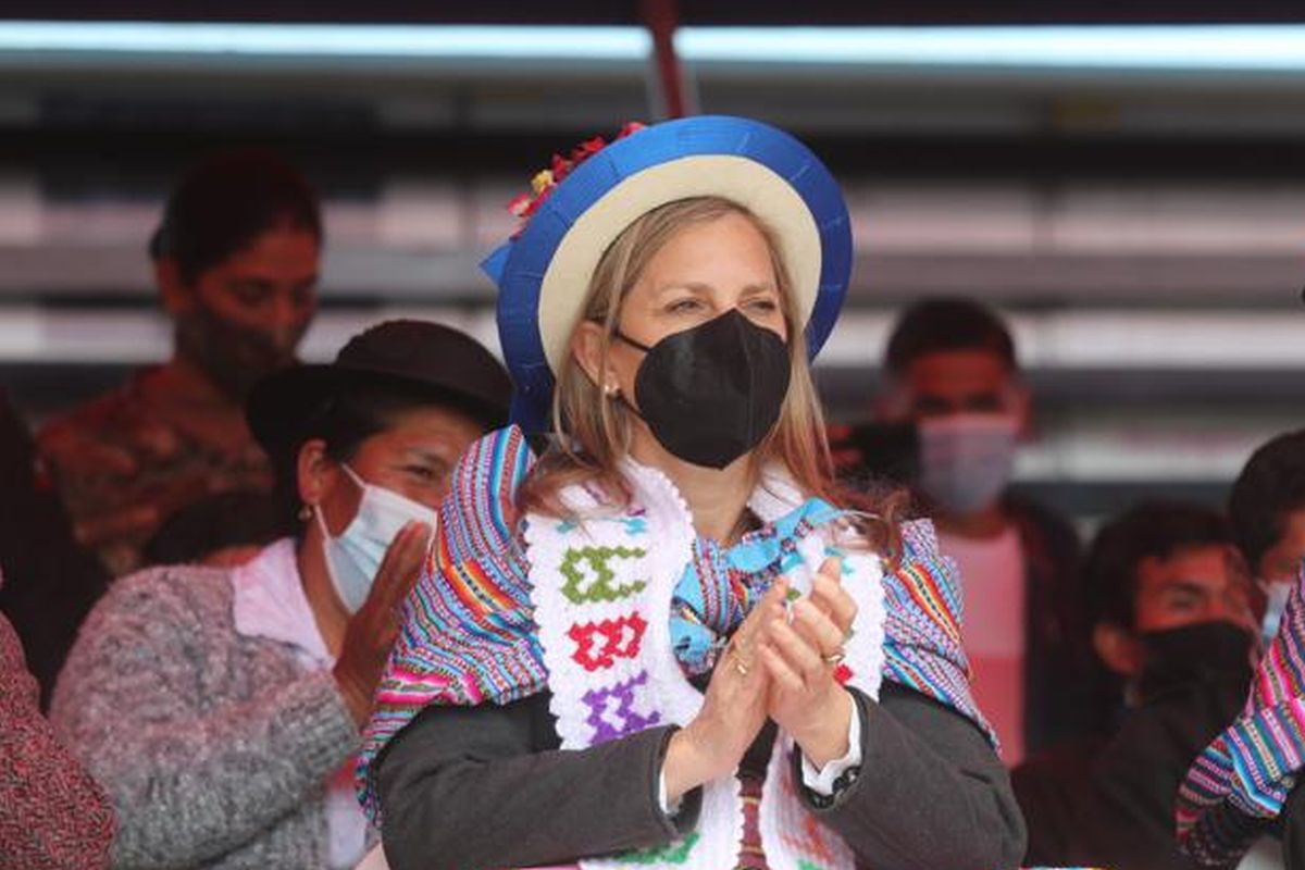 María del Carmen Alva asegura que “el Congreso está más cerca del pueblo” pese a desaprobación de 82 %