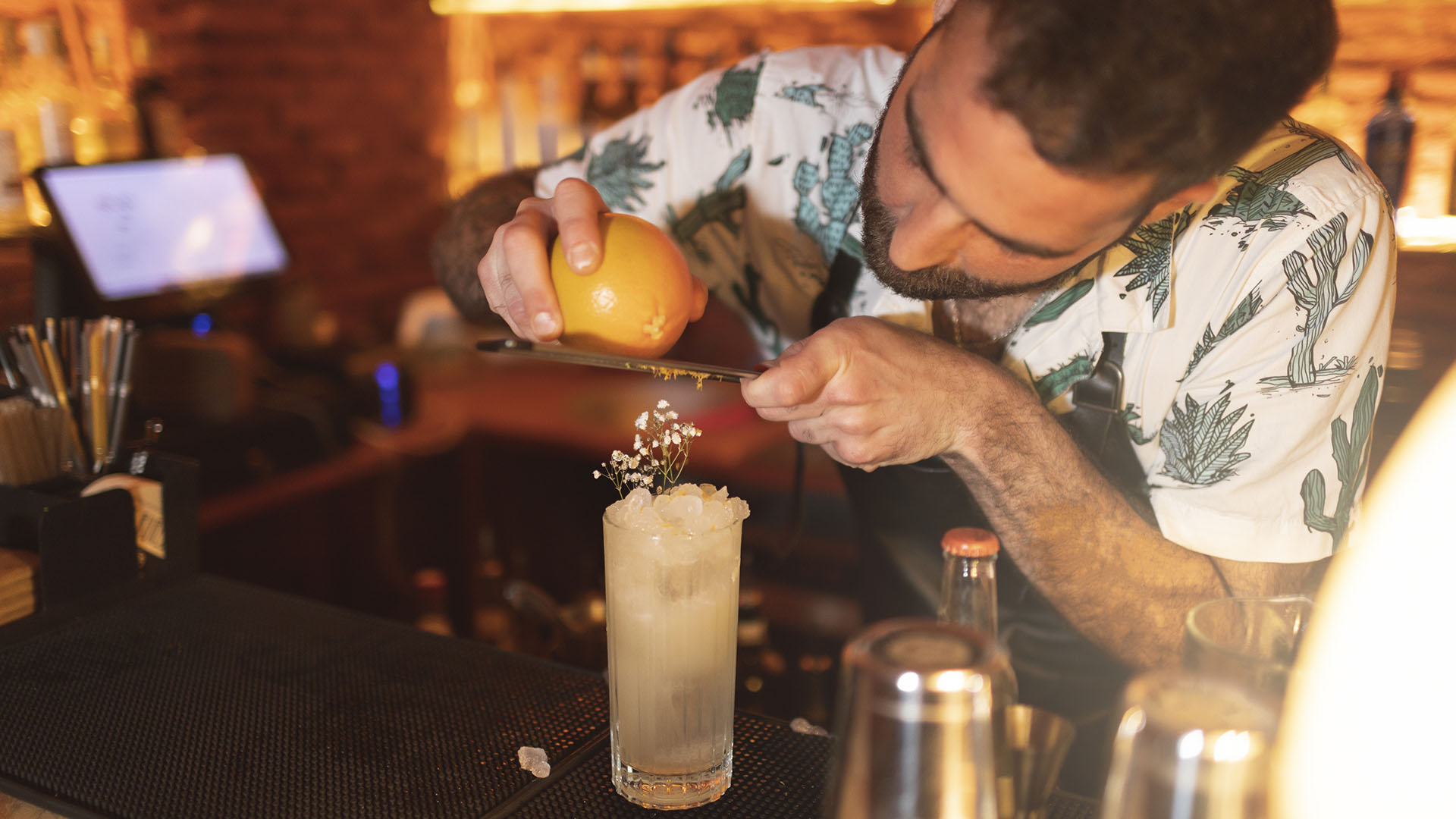 Desafío bartender: los creadores de los cócteles más populares recomiendan en qué momento beber cada preparación