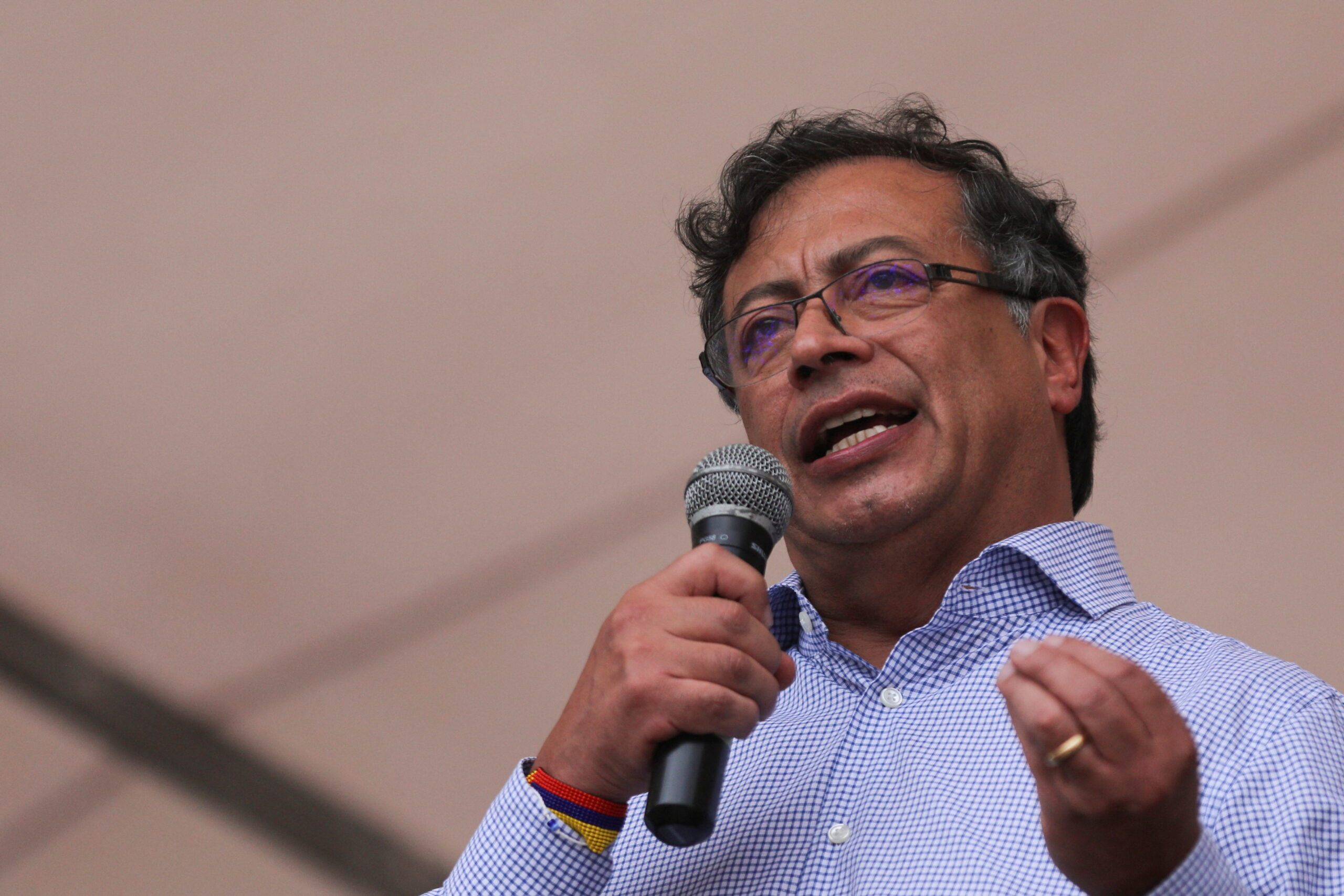Túmbalos: el merengue con el que Gustavo Petro hace campaña y le tira pullas a Duque, Fico y Char