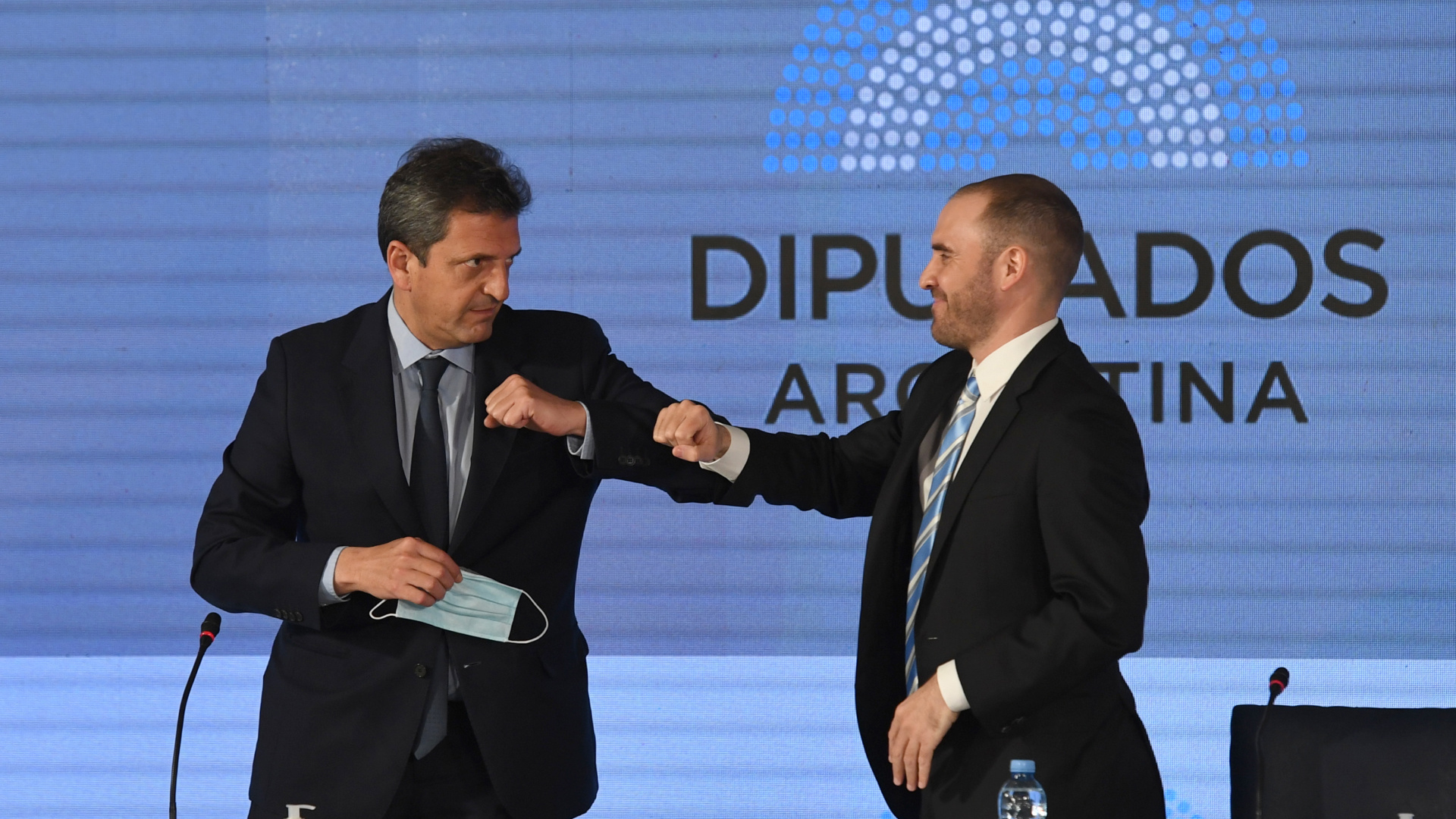 Ganancias: Economía precisó que adelantará a mayo o junio el aumento del mínimo no imponible, como pidió Massa