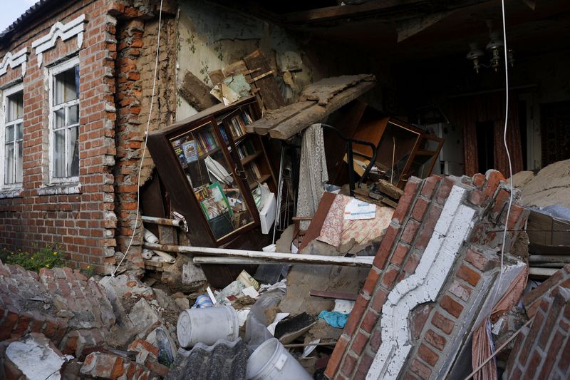 Fuerzas rusas avanzan en la región de Dombás, Ucrania monta una contraofensiva