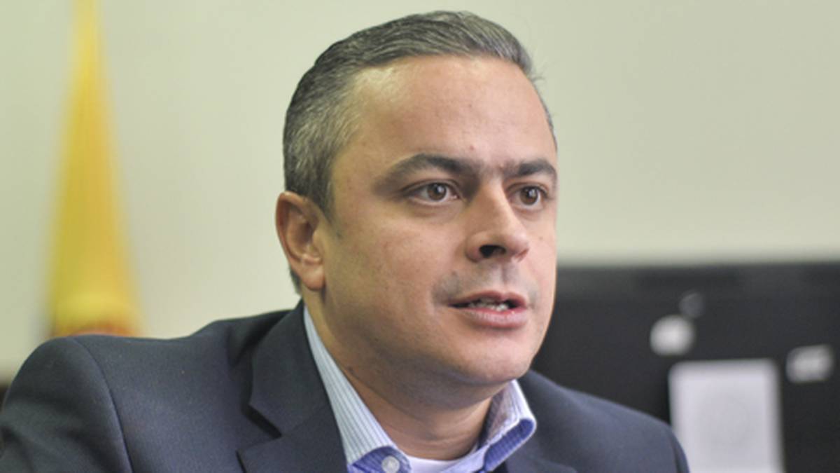 Alcalde encargado de Medellín solicitó a la Contraloría auditoría forense de la alcaldía