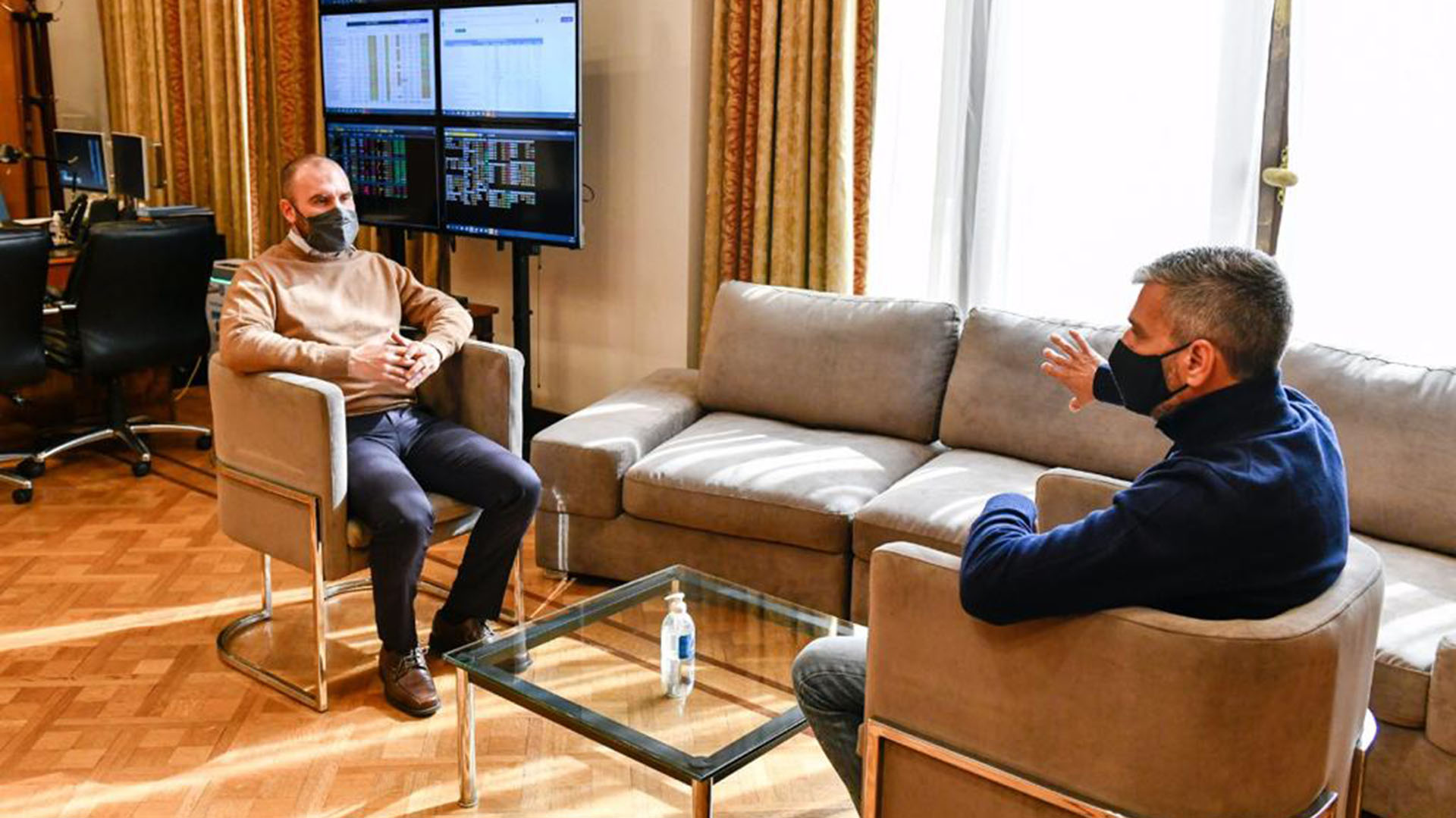 Gesto de apoyo de los movimientos sociales a Alberto Fernández: se reunirán con Martín Guzmán y Juan Zabaleta