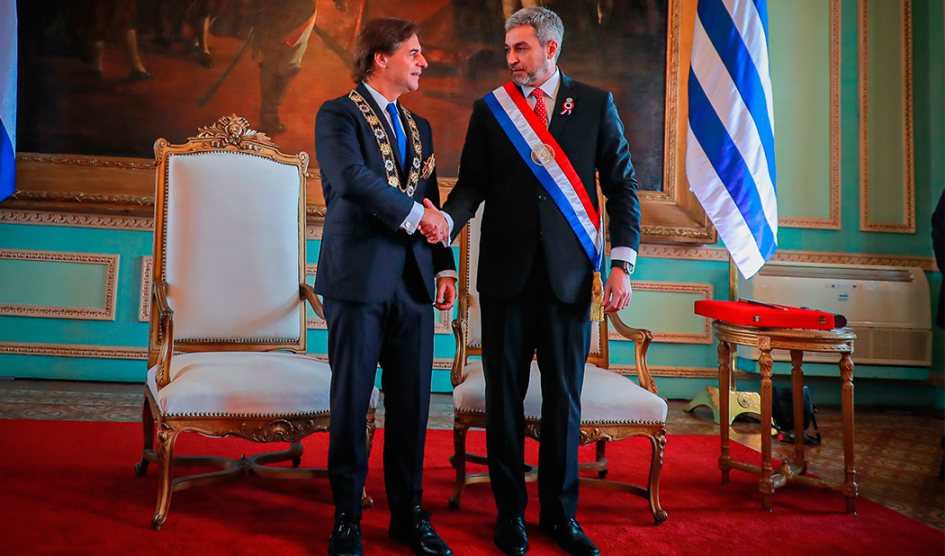 Luis Lacalle Pou pidió “modernizar” y “abrir” el Mercosur en su visita a Paraguay