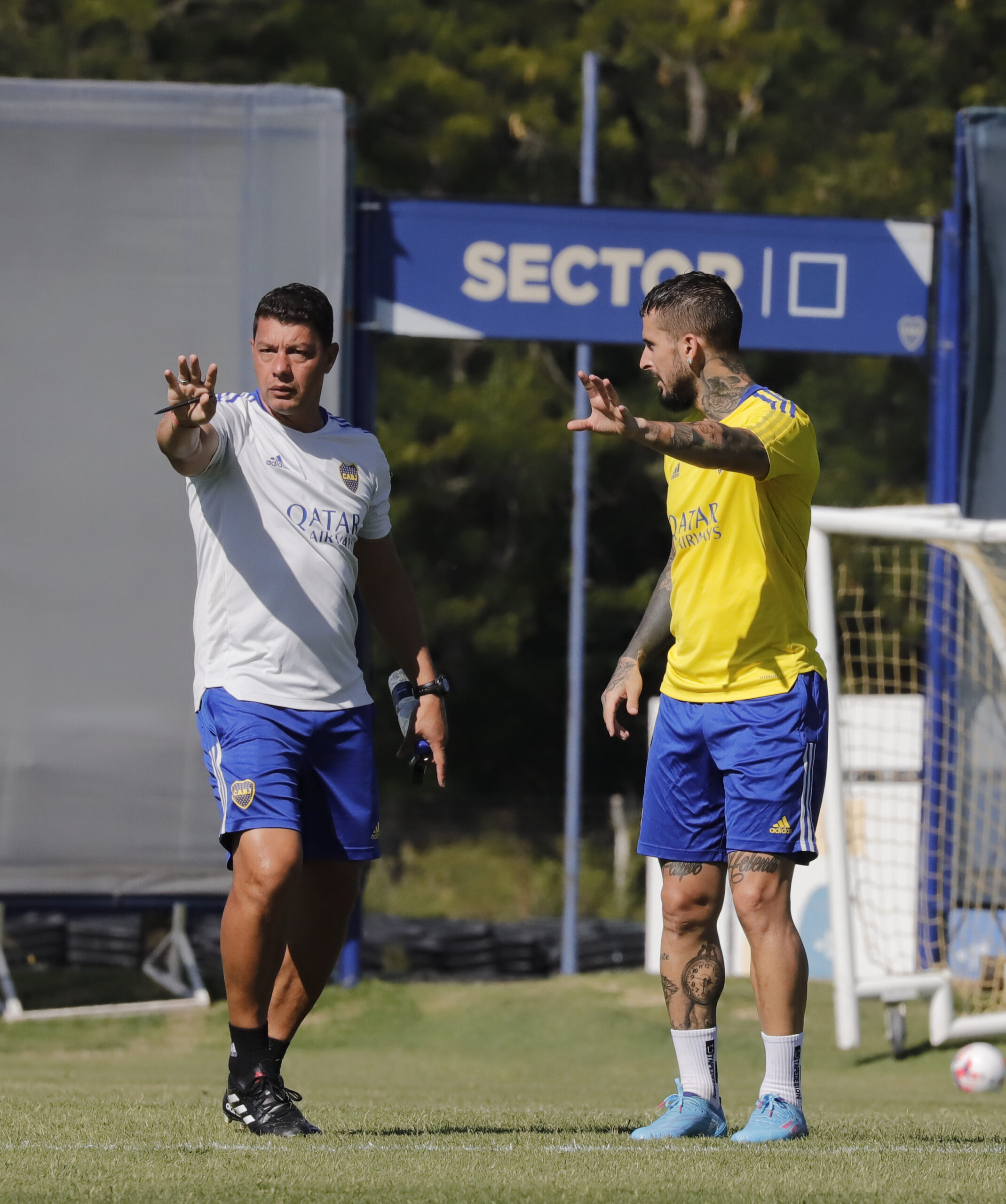 Boca, con la mira en Racing: por qué no practicó Benedetto, el cambio que analiza Battaglia y los dos que volvieron a ser convocados