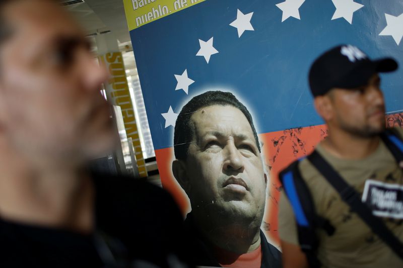 España extradita a EEUU a la enfermera del difunto líder venezolano Chávez