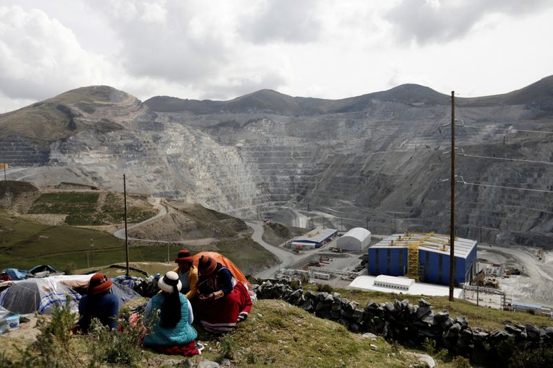 Economía peruana crece 3,79% interanual en marzo; contrarrestada por caídas en minería y pesca