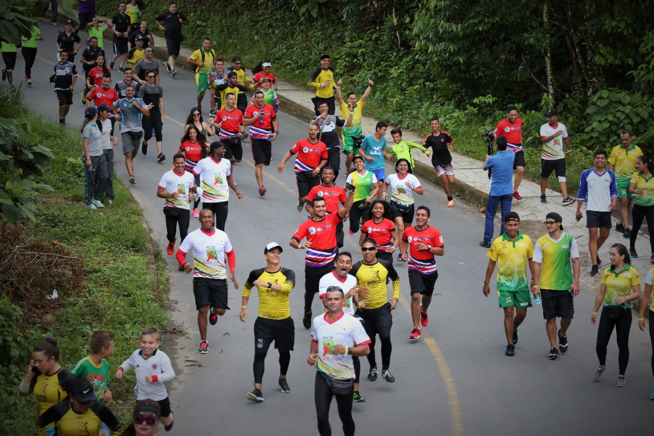 Túnel de La Línea cerrará el domingo durante 14 horas por media maratón