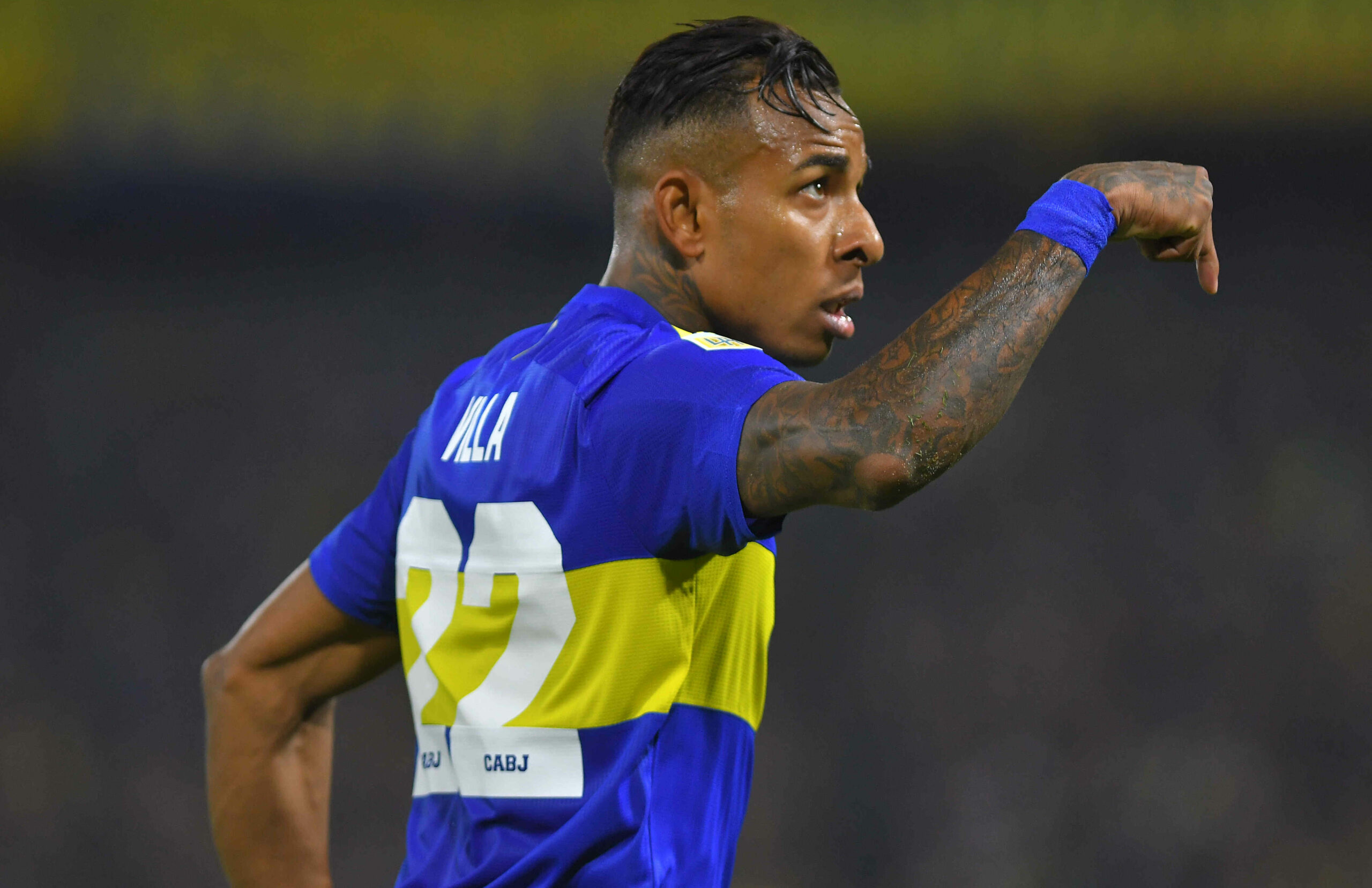 Sebastian Villa denunció que lo extorsionaron en las horas previas a la presentación de su ex por abuso sexual