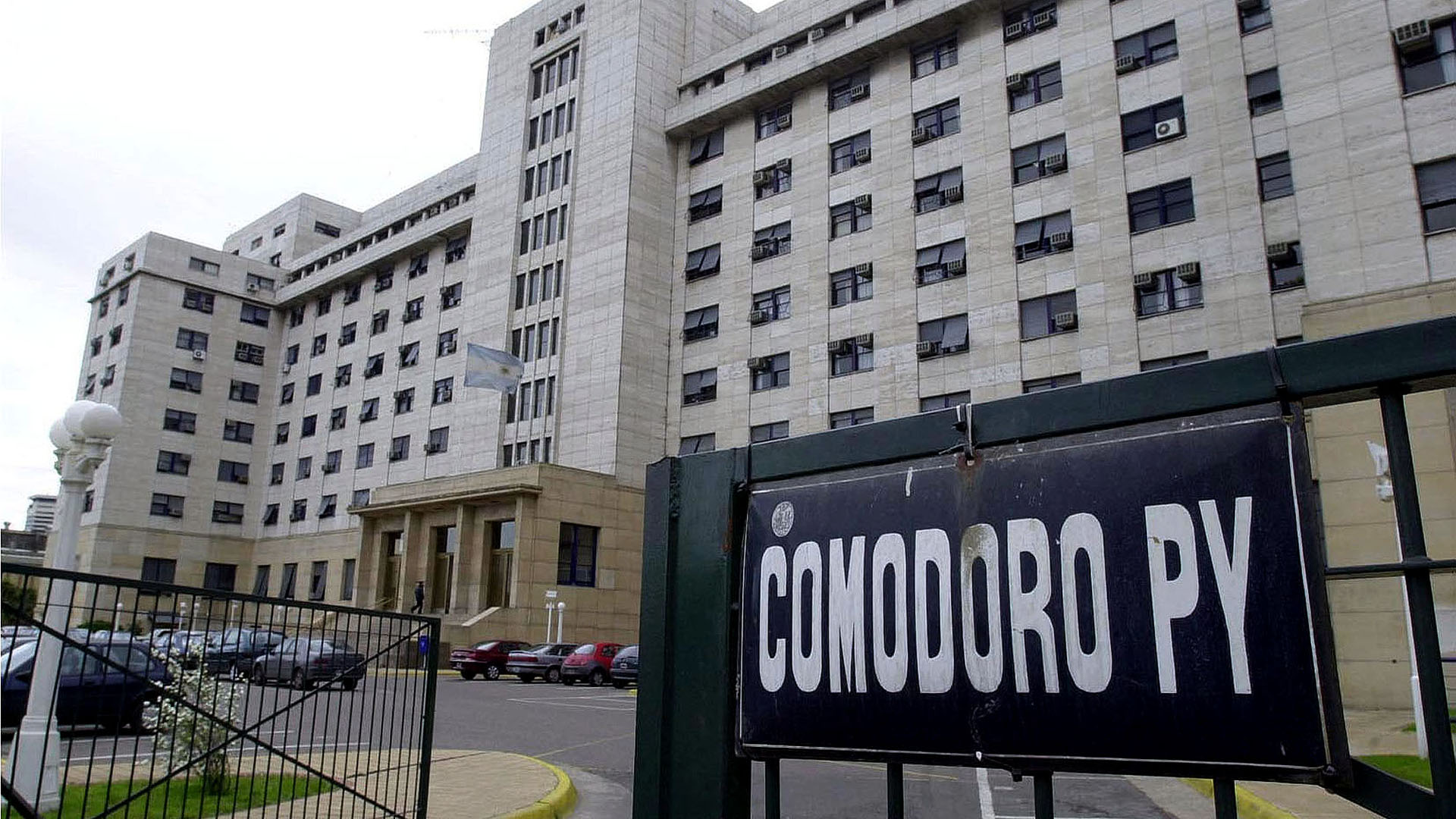 Un juez federal reclamó que la causa de la “Gestapo” se investigue en Comodoro Py