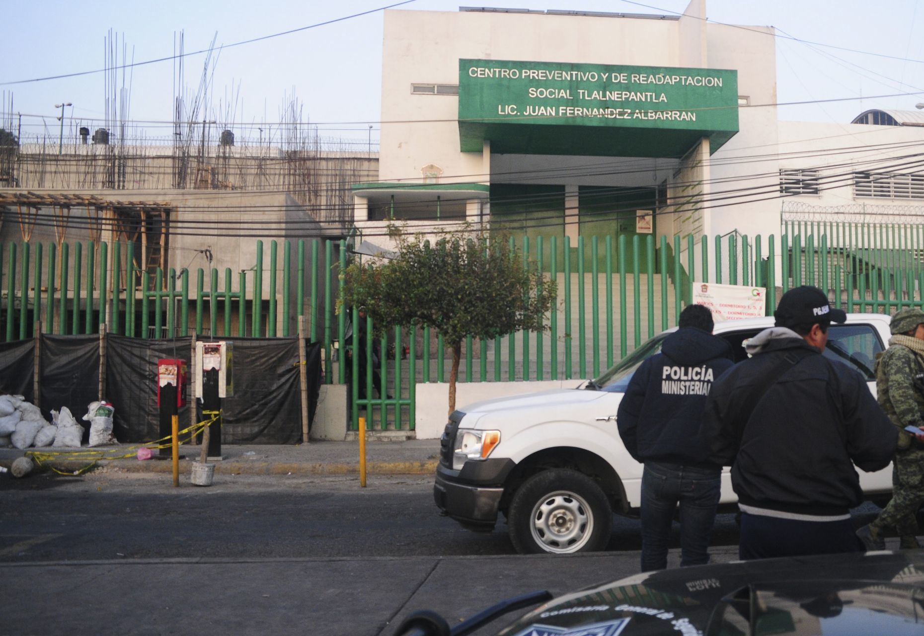 Explosión en el penal de Barrientos, Tlalnepantla, dejó tres heridos