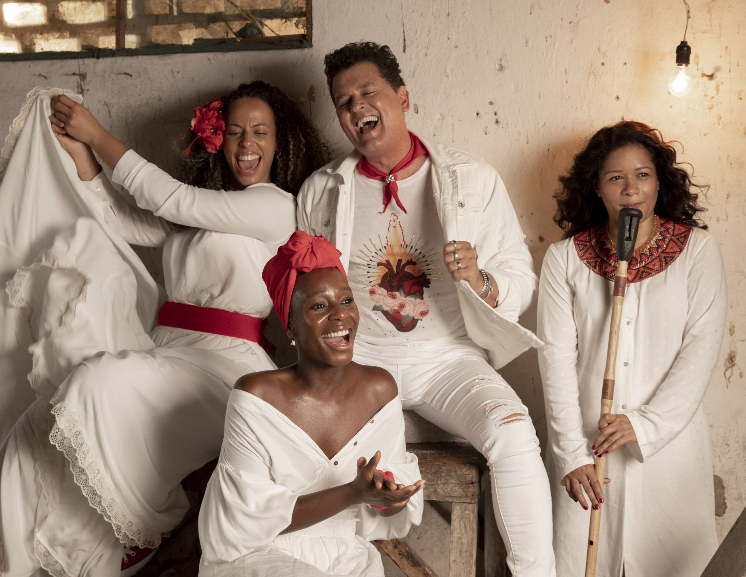 “No estoy tomando prestado el pop o el rock , estamos inventándolo a partir de nuestras raíces”: Carlos Vives habla de ‘Cumbiana II’