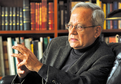 César Hildebrandt: “No somos el Perú. Somos la versión inmensa de ‘Al fondo hay sitio’”