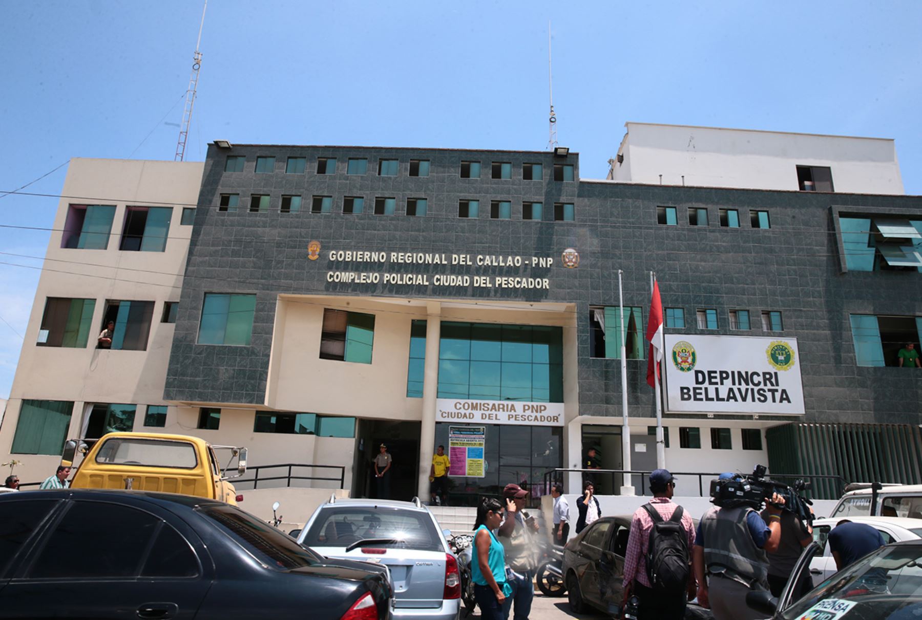 Callao: Denuncian a hombre que grababa a su vecina mientras se bañaba y policía no quiso atender el caso