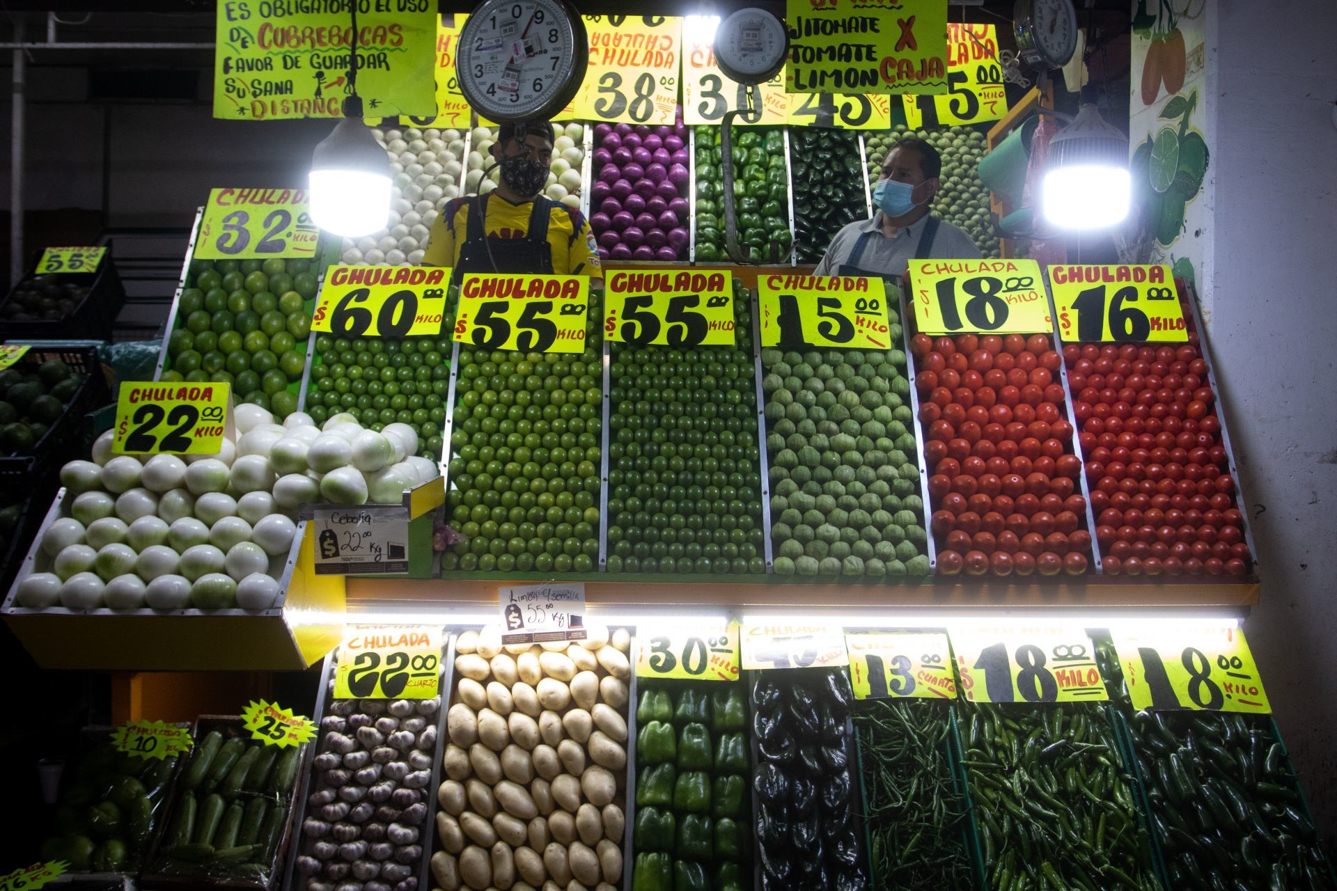 Los precios por kilogramo de la cebolla de bola, papa y limón incrementaron su costo al iniciar el año debido a la inflación. FOTO: GRACIELA LÓPEZ /CUARTOSCURO.COM