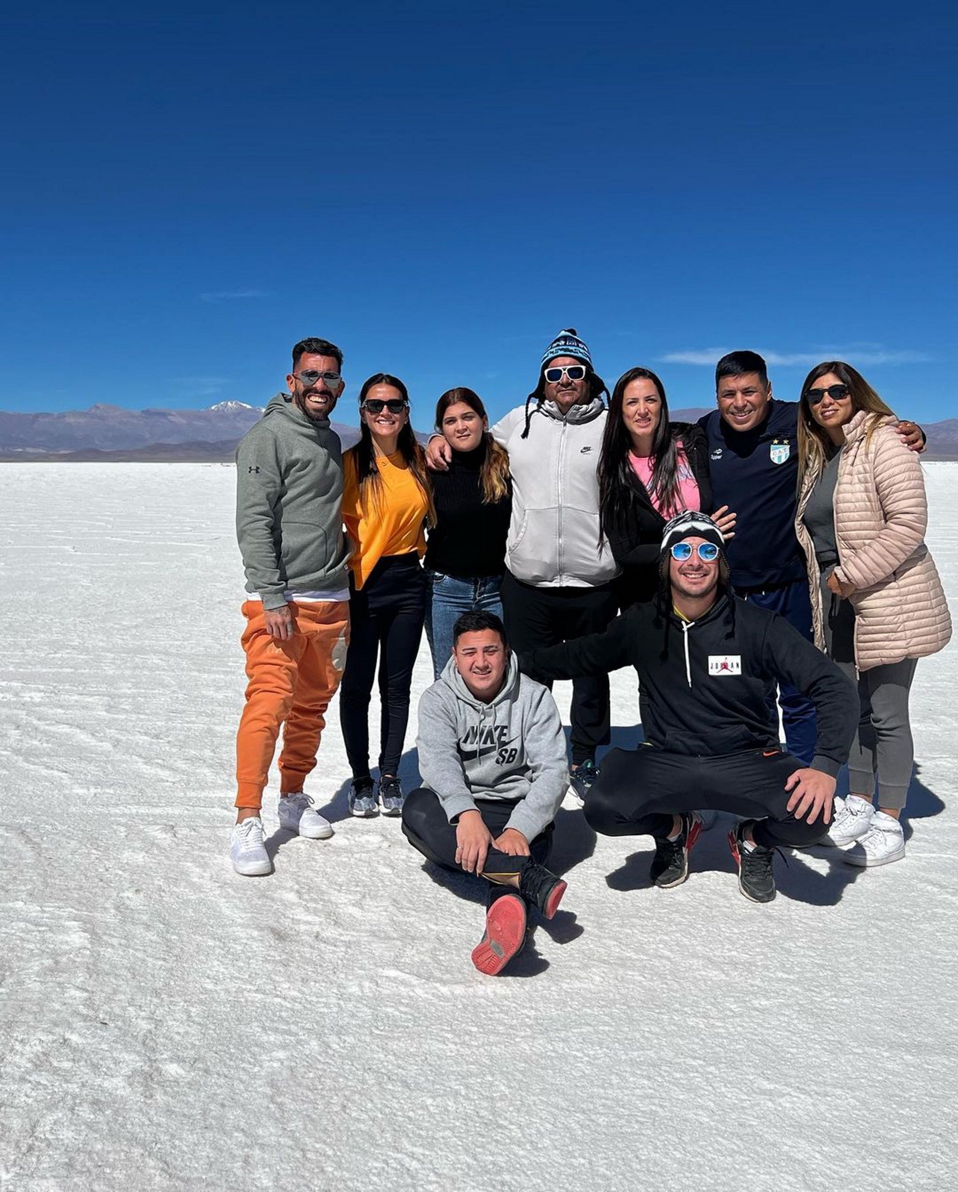 Carlos Tevez viajó al norte de la Argentina junto a su familia (Foto: @__carlitostevez)