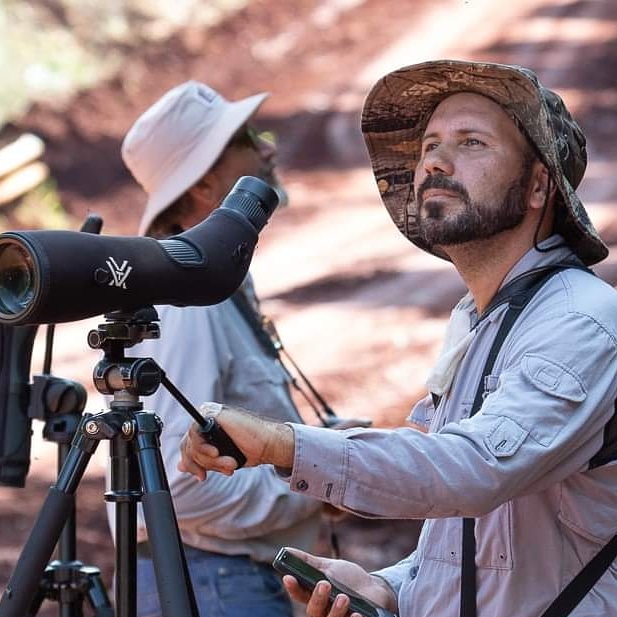 Julián Baigorria, uno de los descubridores de la araña Ahijuna Paturuzito/GISA -Fundación Azara