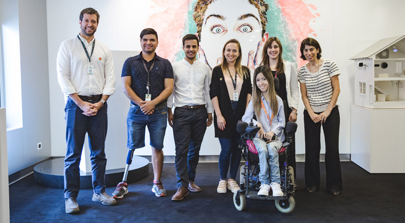 La empresa de Gabriel Marcolongo (a la izquierda) Inclúyeme.com trabaja con empresas y organizaciones en programas de inclusión sociolaboral de personas con discapacidad. (Imagen: gentileza Inclúyeme.com)