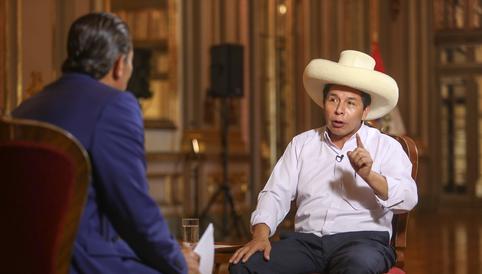 Pedro Castillo en entrevista con el periodista Fernando del Rincón de CNN en español