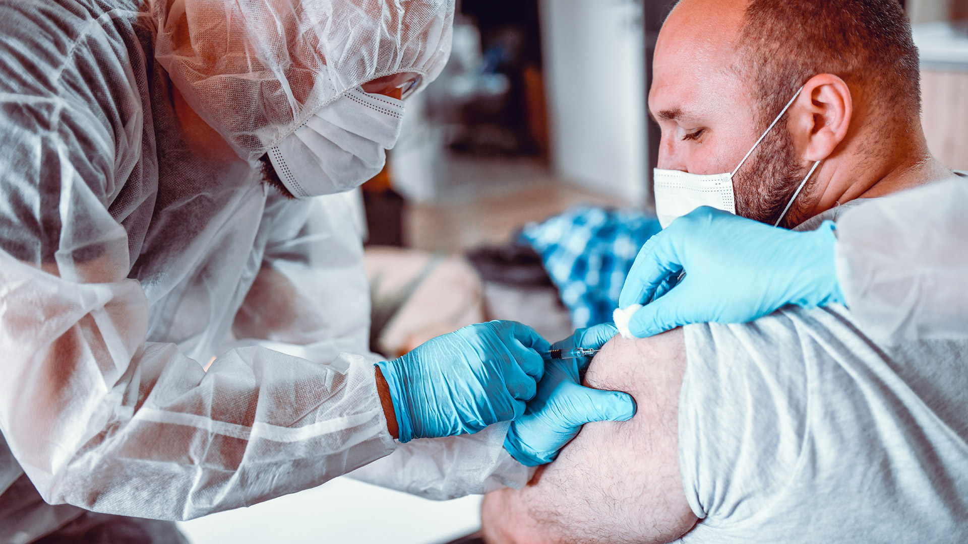 La obesidad en adultos jóvenes eleva los riesgos de padecer COVID grave (Getty)