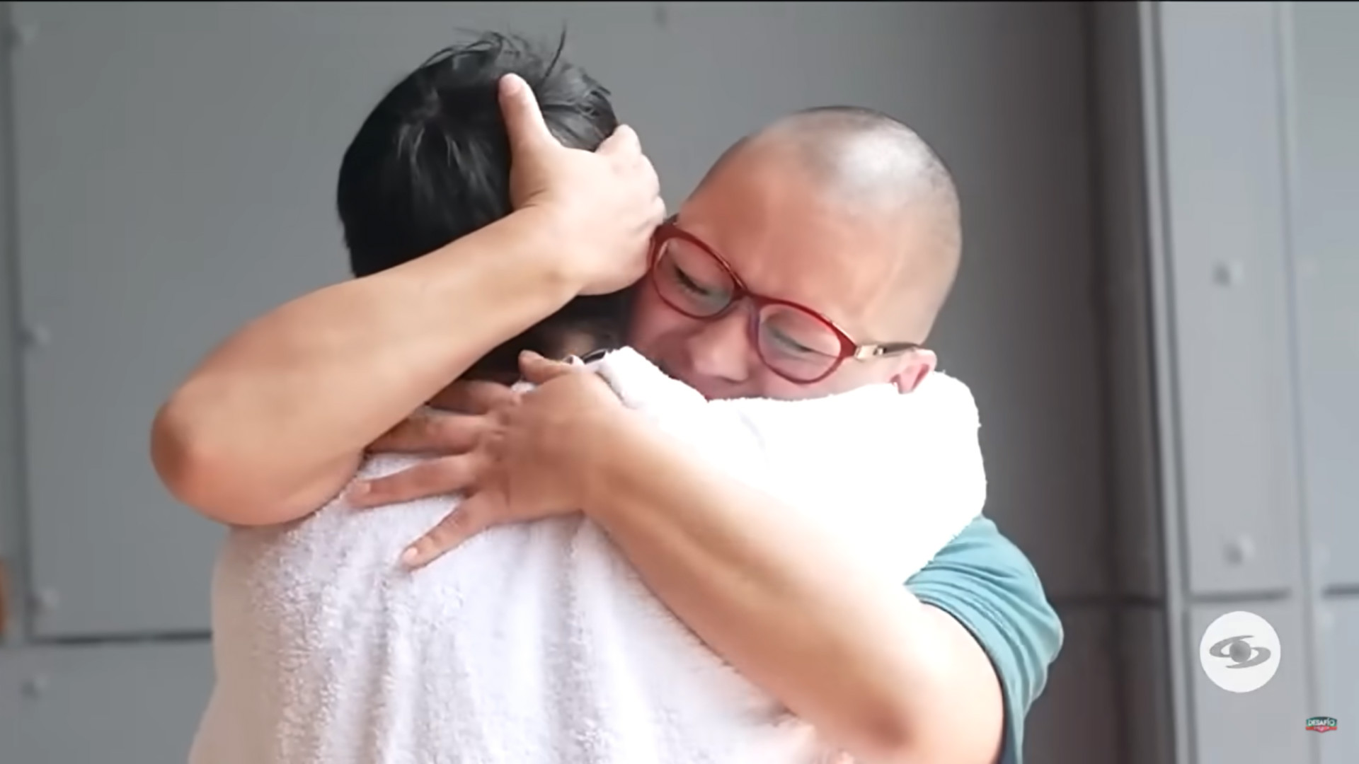 MAleja se reencuentra con su hermana