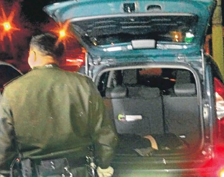 El cadáver de Alexandra fue encontrado en la cajuela de su auto.