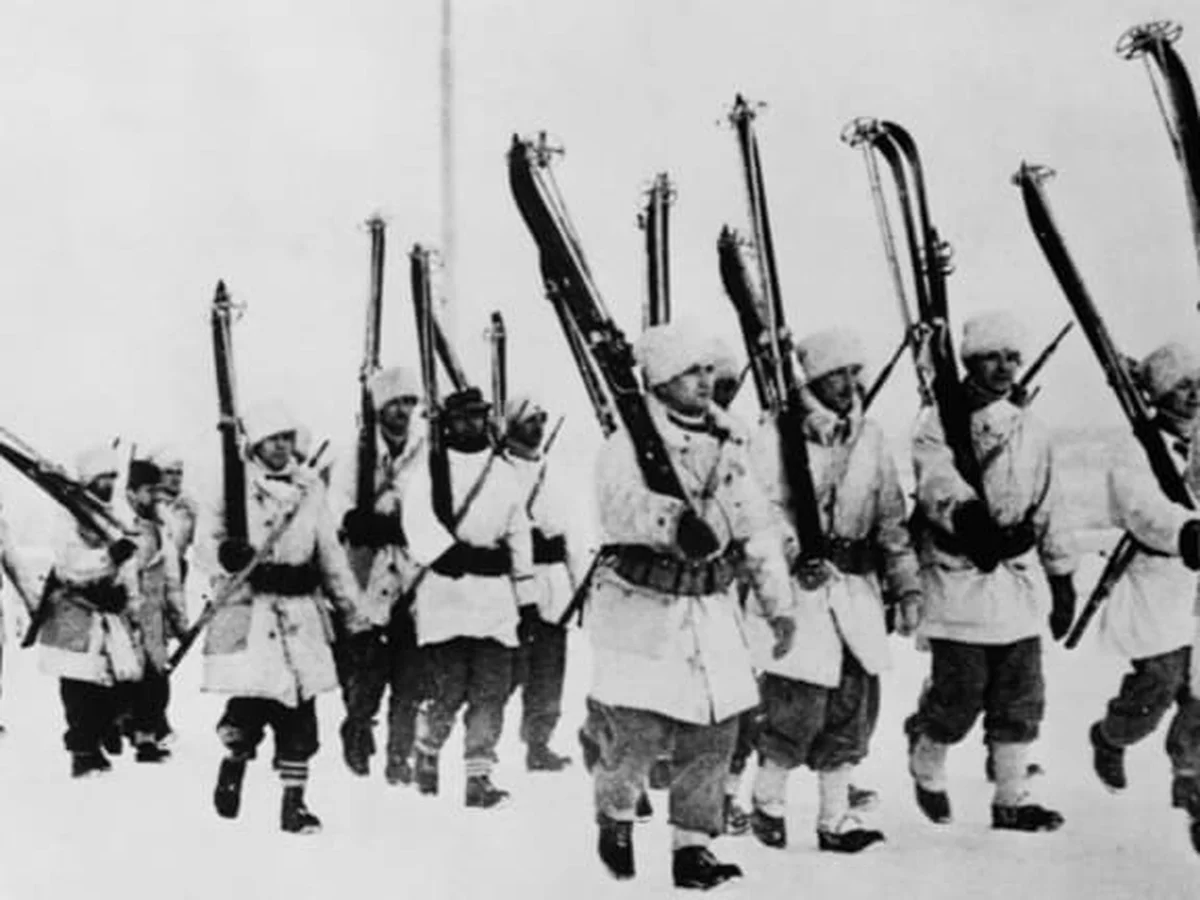 La Guerra de Invierno estalló cuando la Unión Soviética atacó Finlandia el 30 de noviembre de 1939, tres meses después del inicio de la Segunda Guerra Mundial.