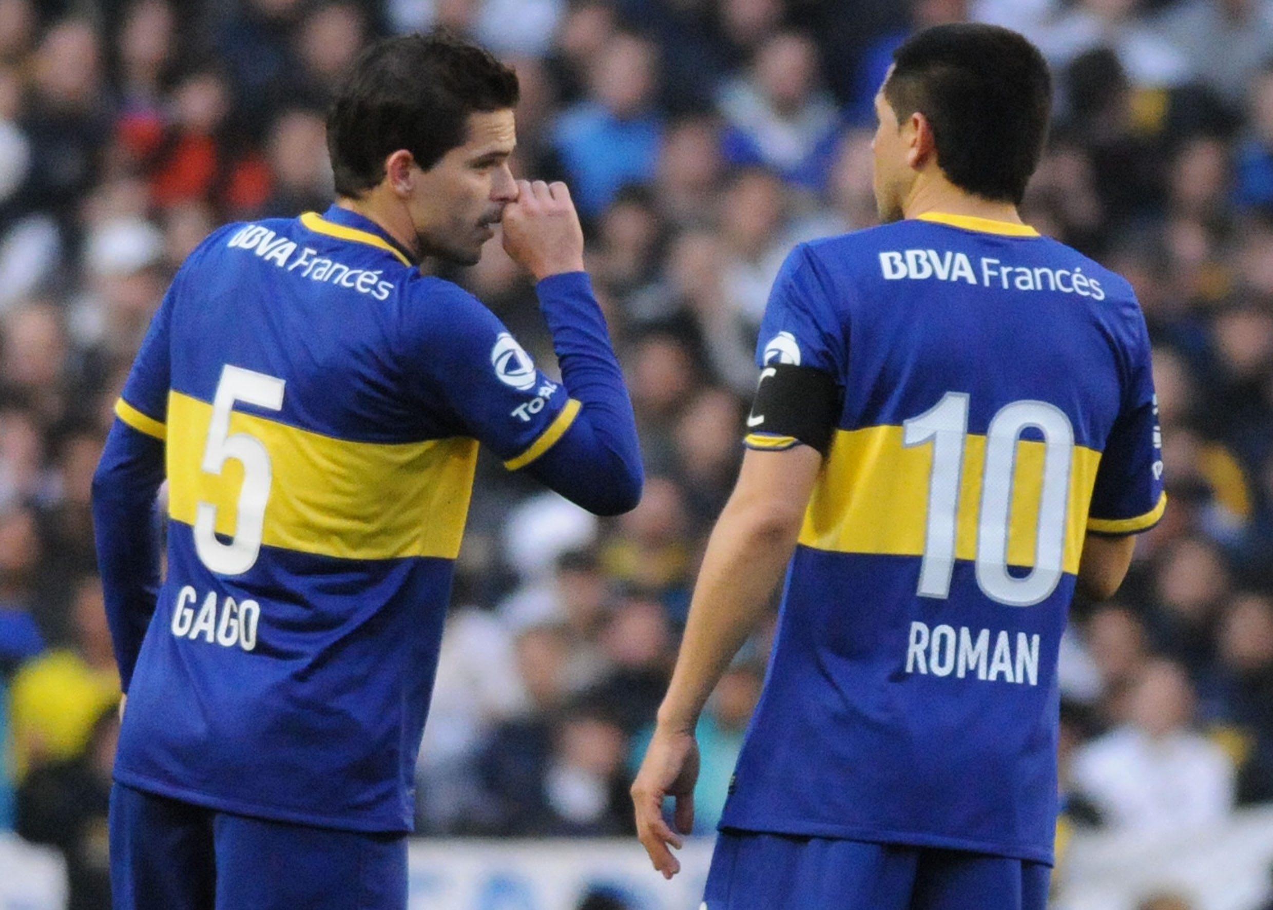 En la temporada 2013/2014 Gago y Riquelme jugaron juntos por única vez en Boca (Fotobaires)