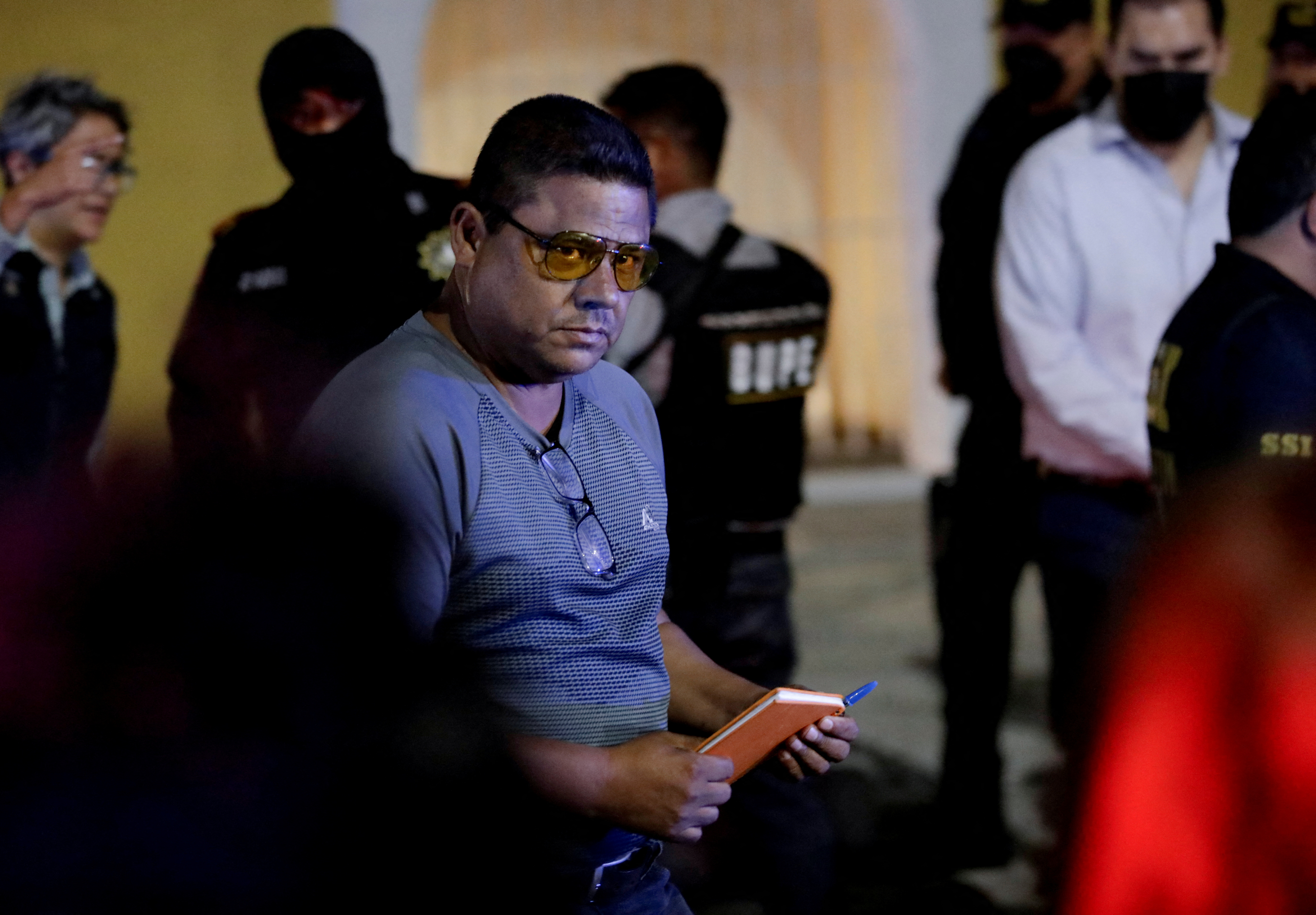 padre de Debanhi Escobar acusó irregularidades en primera necropsia de la Fiscalía Foto: REUTERS/Daniel Becerril