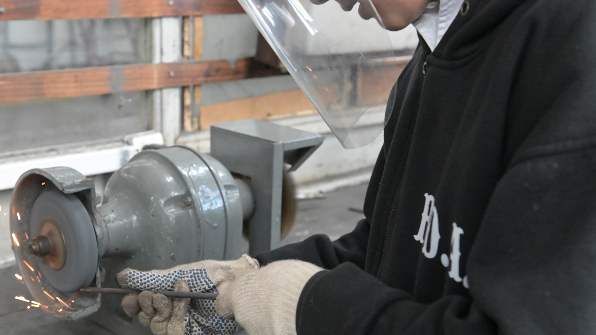 "Nuestros egresados son bien recibidos en la industria, y sé que, dentro de la escuela, se están haciendo las cosas lo suficientemente bien como para que la inserción en el mundo laboral sea la más adecuada”, dice el rector. (Fernando Calzada)