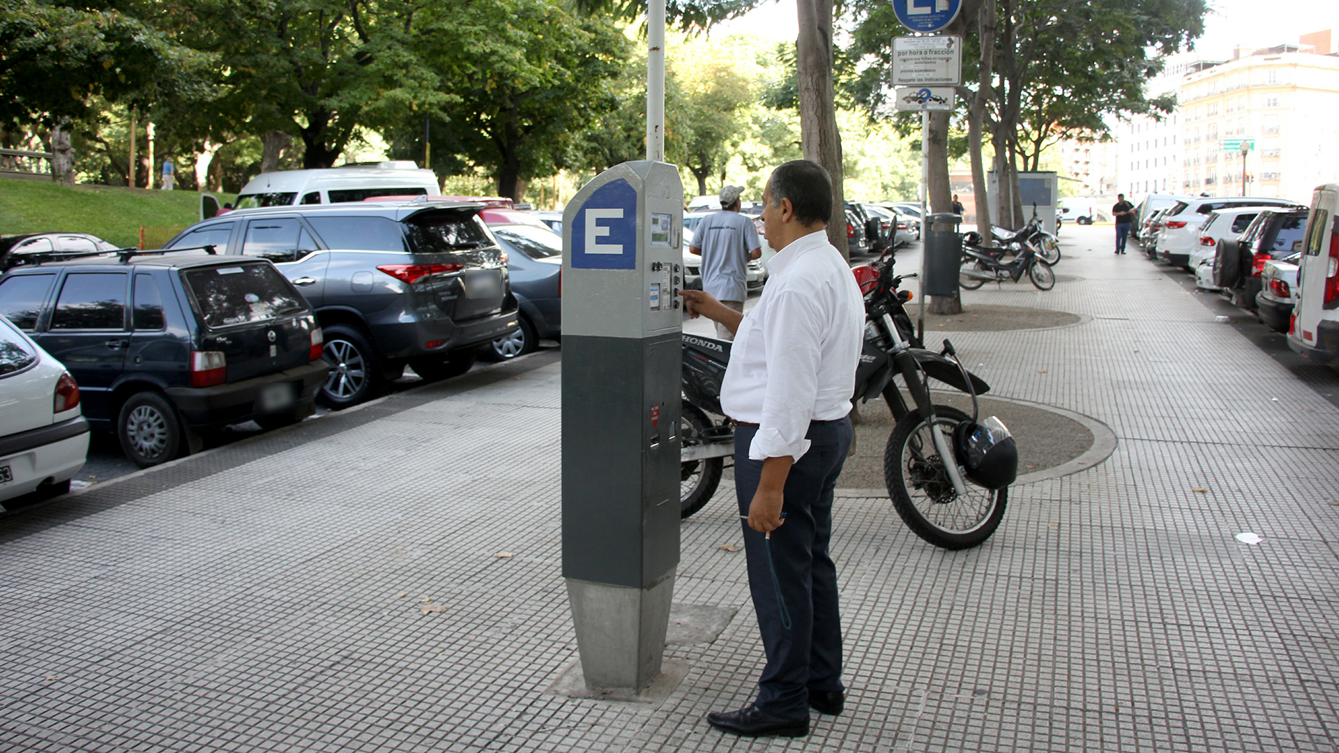 Desde junio, no habrá más ticketeadoras ni parquímetros para estacionar en CABA