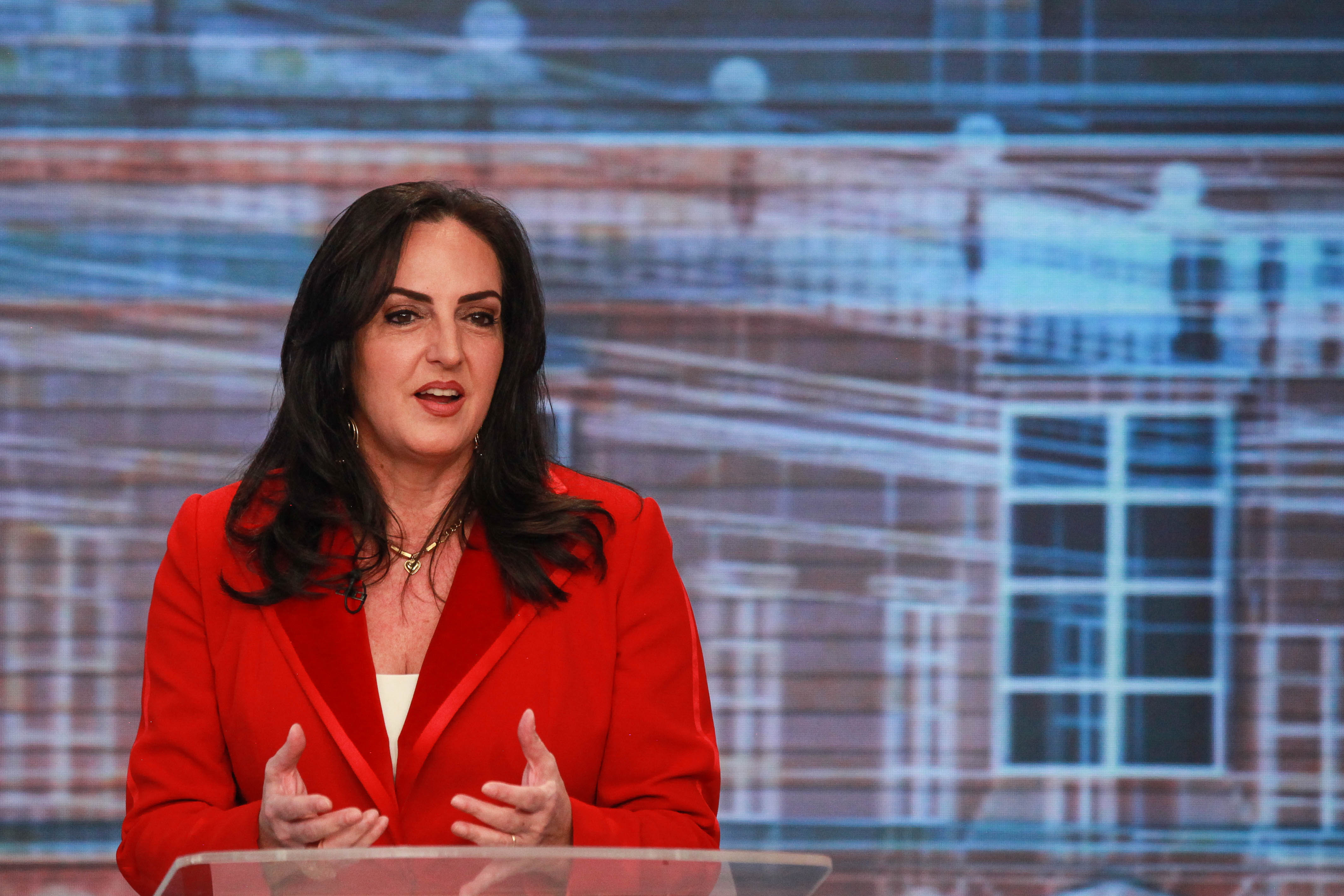 Bogotá. Noviembre 12 de 2021. Primer Debate de precandidatos a la Presidencia de la República - Elecciones 2022, RCN. María Fernanda Cabal, Precandidata Presidencial por el Partido Centro Democrático. (Colprensa - Camila Díaz)