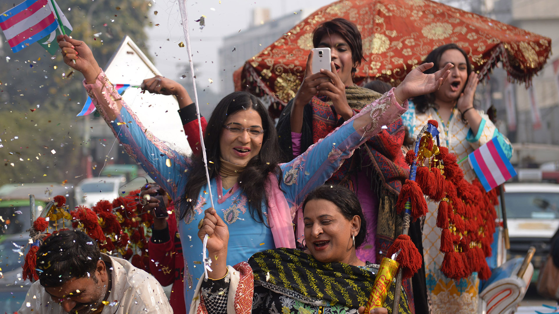 La población transgénero en Pakistán es altamente vulnerable a los abusos y las violaciones pues no existen leyes que la protejan.