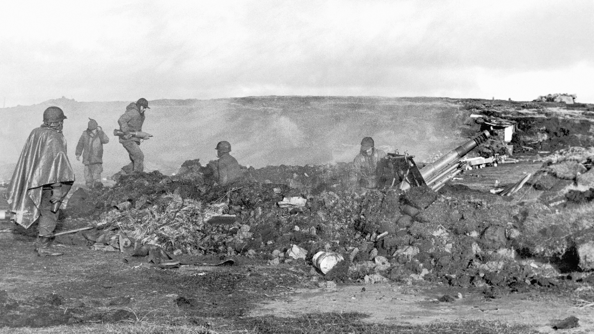 "La noticia de la rendición me cayó mal, pero, ante esa orden, nosotros ya no teníamos más nada que hacer, no teníamos más munición y, además, tomamos conciencia de que las cosas venían mal. Uno no quiere creerlo, pero era lógico que pasara algo así", recuerda Tessey. (Archivo DEF)