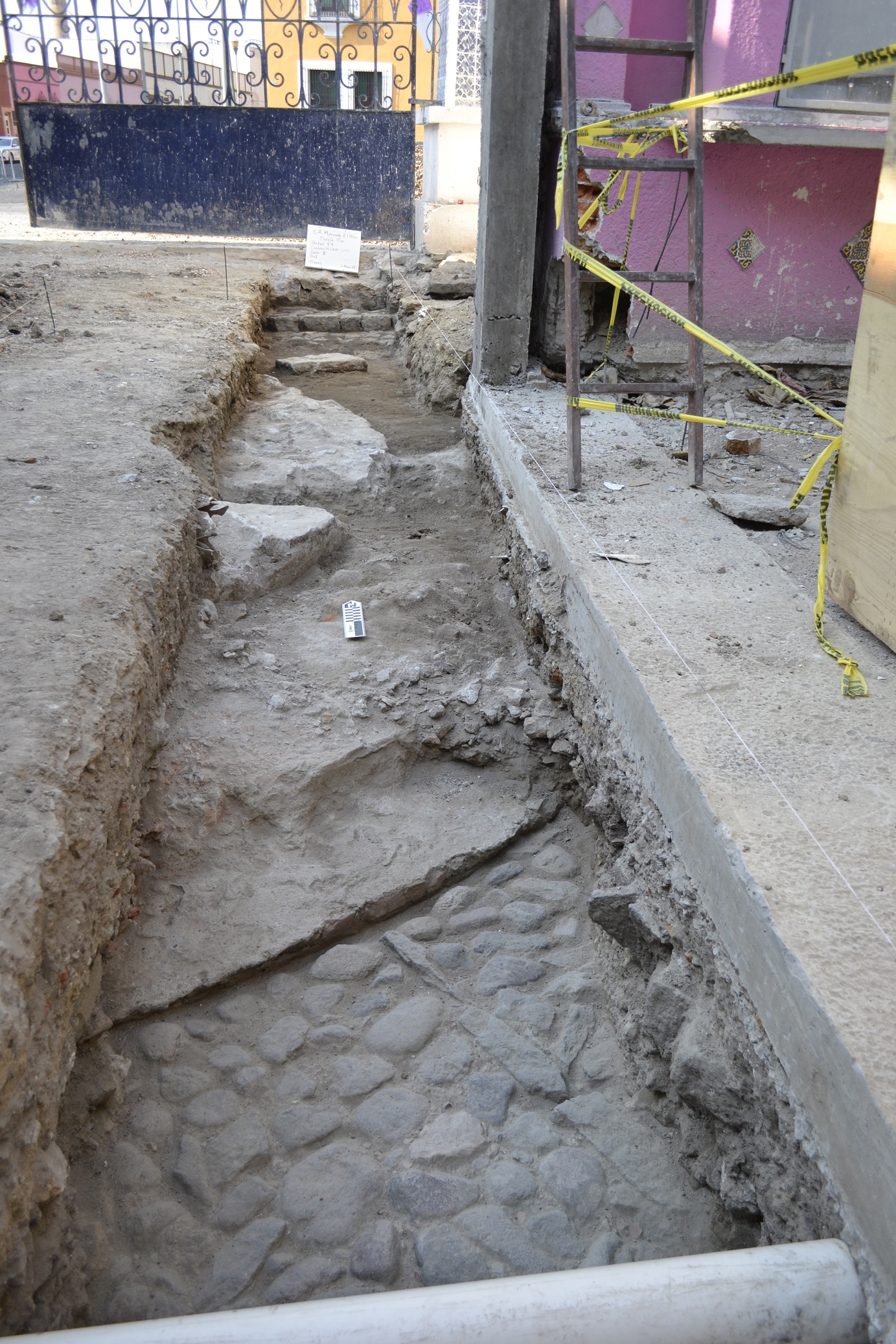 Parte de la fuente del siglo XVIII descubierta bajo el Mercado El Alto en Puebla. Foto: INAH