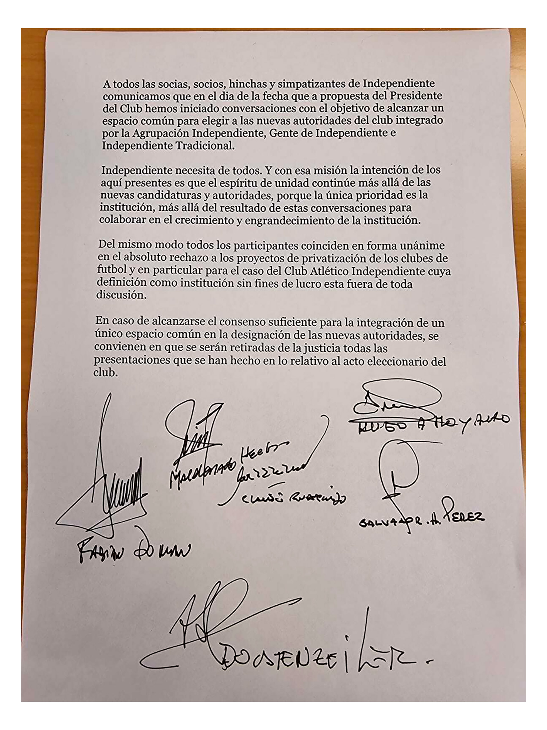 La carta firmada por los líderes de las principales agrupaciones de Indpendiente
