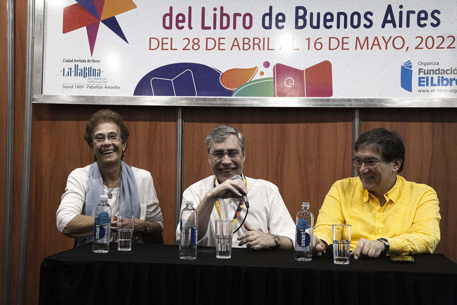 Gloria Rodrigué, Ezequiel Martínez y Jaime Abello en el homenaje a García Márquez. (Foto Fundación El Libro)
