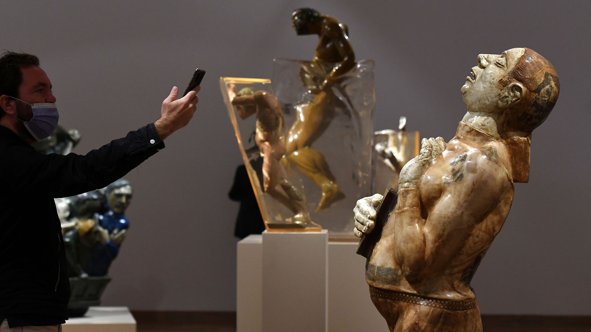 "La memoria residual" consta de una selección de obras de entre 1972 y 2022