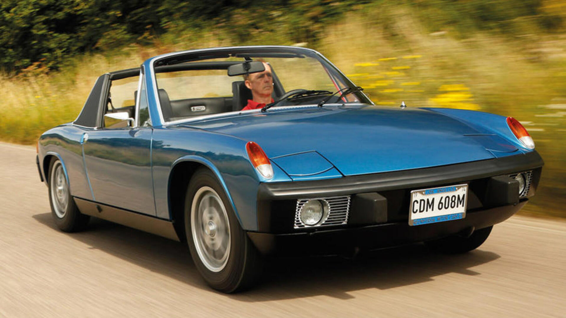 El proyecto intentaba seducir a un público que quisiera un auto de líneas modernas y divertidas, pero no resultó como esperaban y vivió apenas seis años